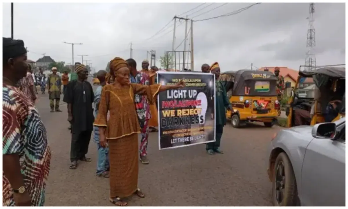 Ibadan residents protest over poor electricity supply