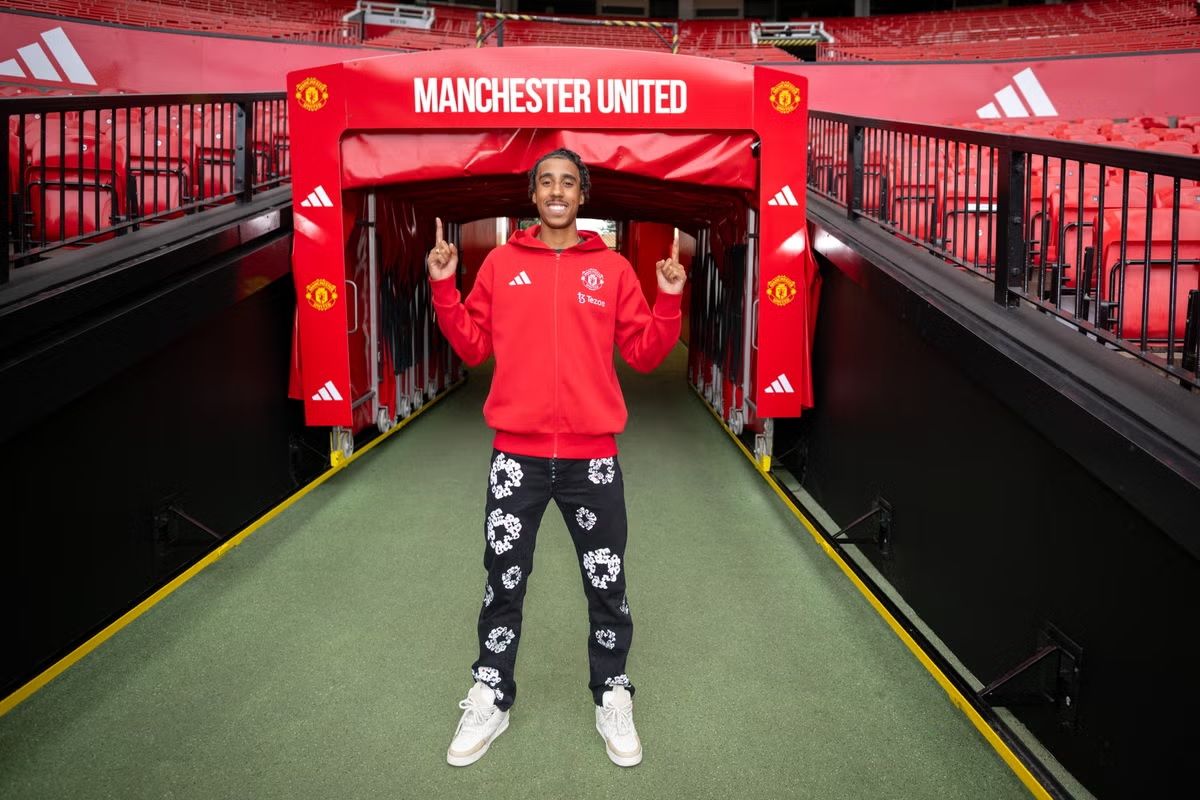 How Manchester United 'bullied' Real Madrid for Leny Yoro