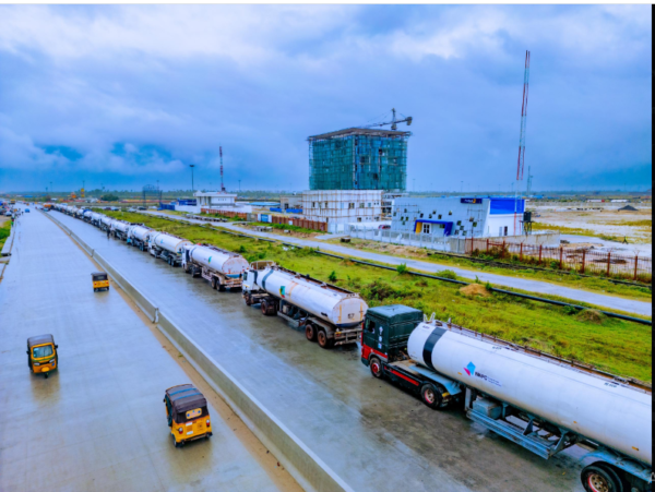 NNPC Deploys 300 Trucks to Dangote Refinery for Petrol Loading