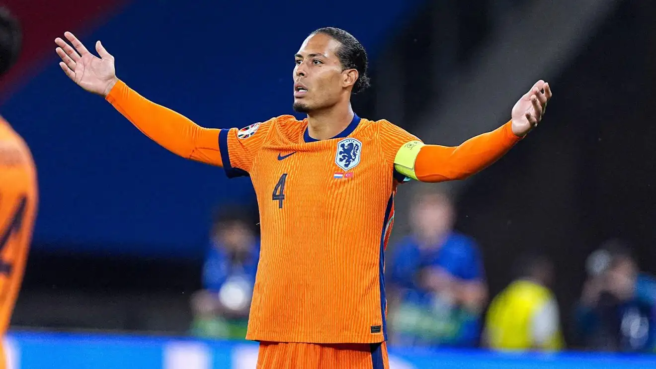 "Leave our player alone" — Man United fans blast Van Dijk