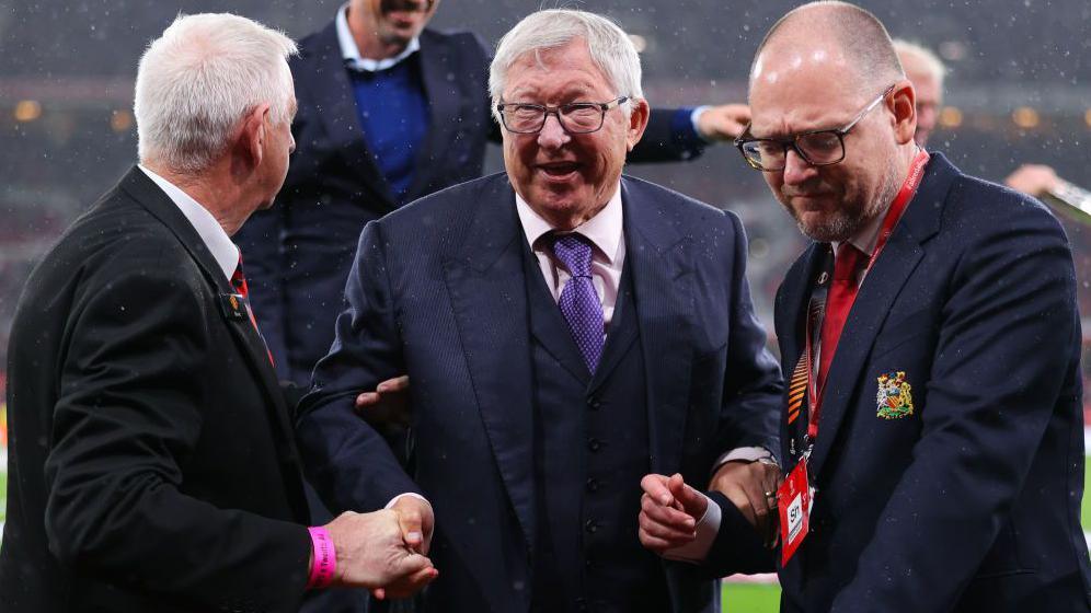 Death of a legend: Sir Alex Ferguson banned from Man United